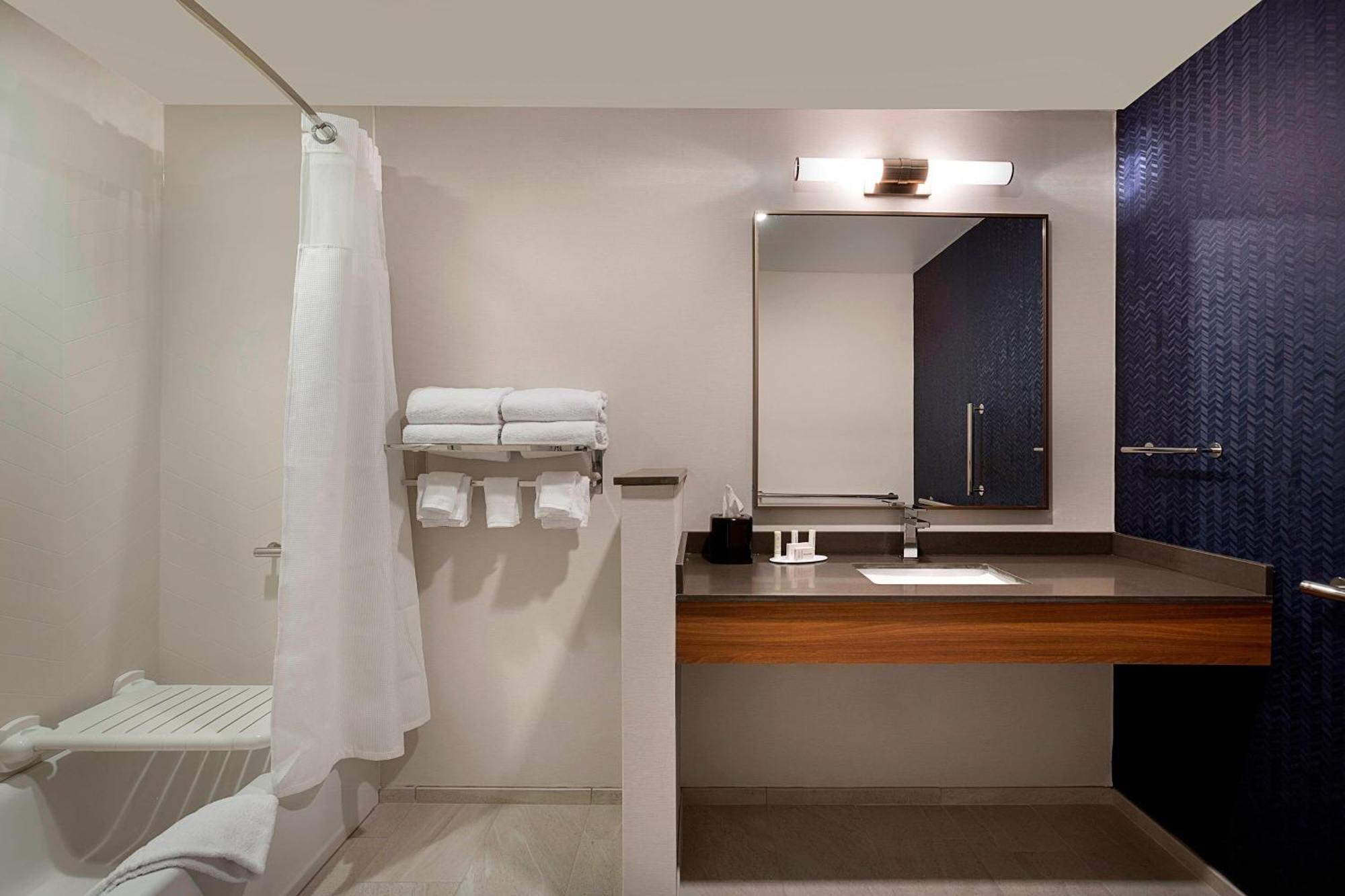 Fairfield Inn & Suites By Marriott Шелби Екстериор снимка