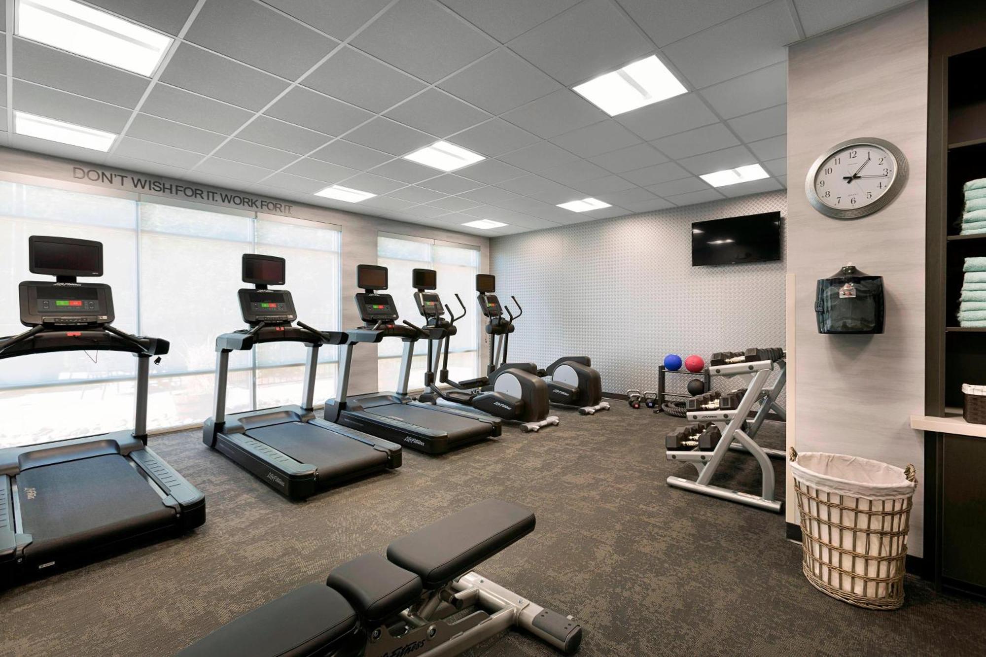 Fairfield Inn & Suites By Marriott Шелби Екстериор снимка